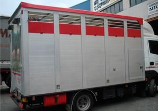 Carrocerías Aitor furgon